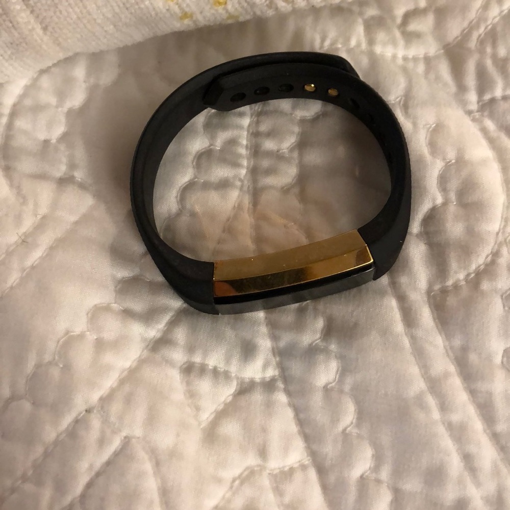 Gold Fitbit Alta no charger included